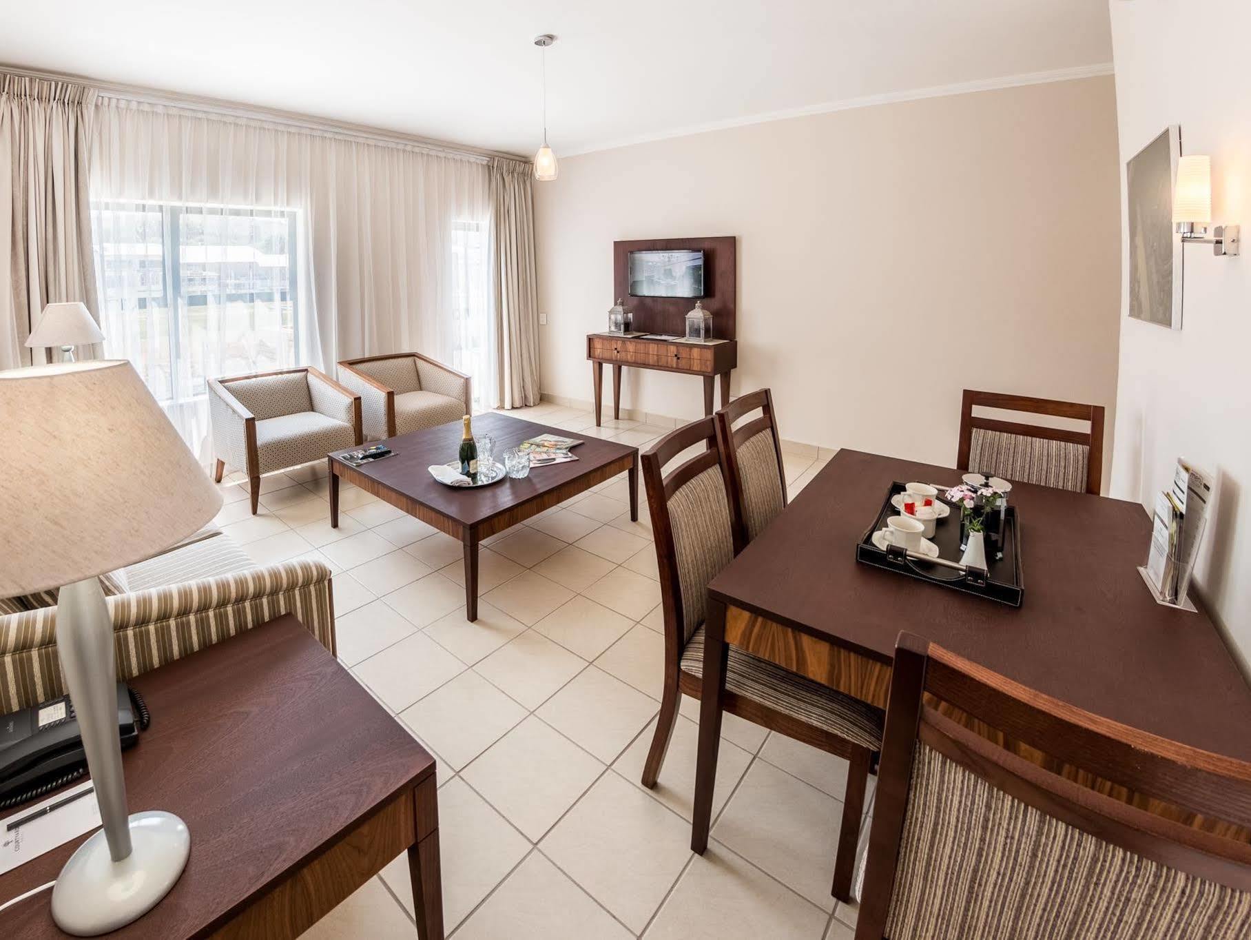 City Lodge Hotel Eastgate Johannesburg Esterno foto